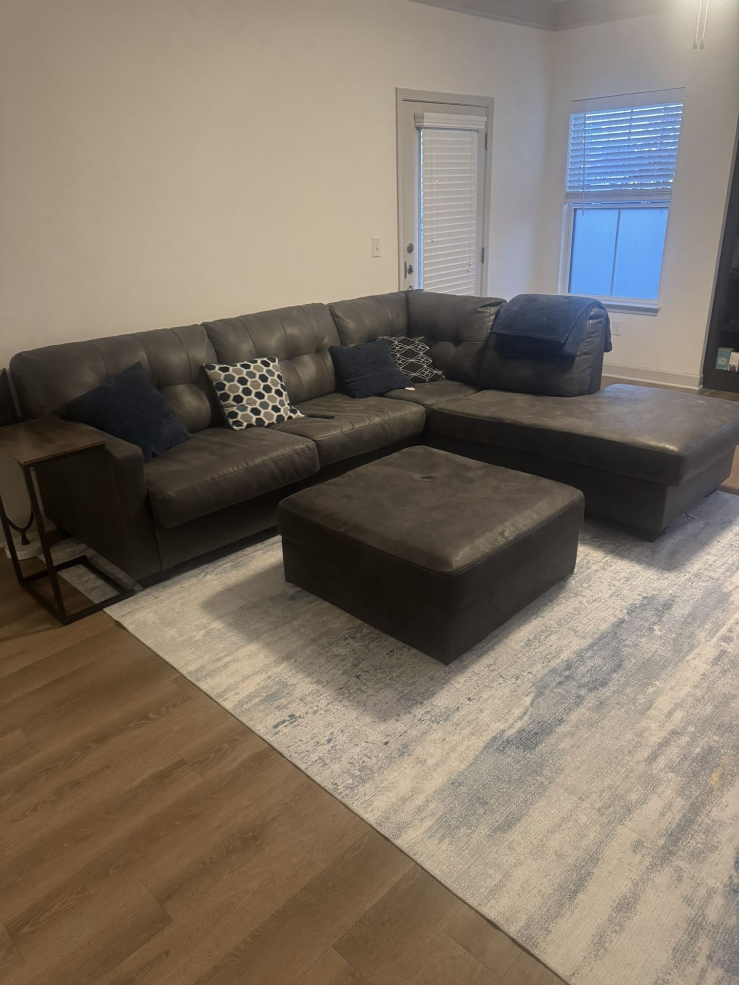 Sectional Sofa