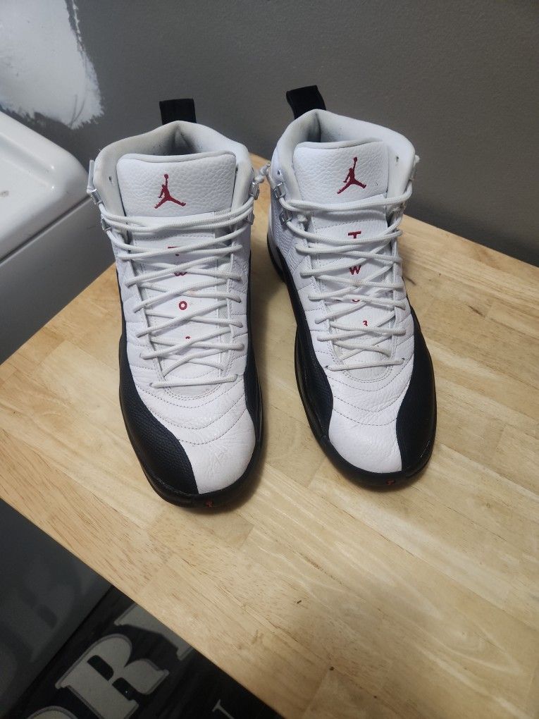 NIKE AIR JORDAN 12