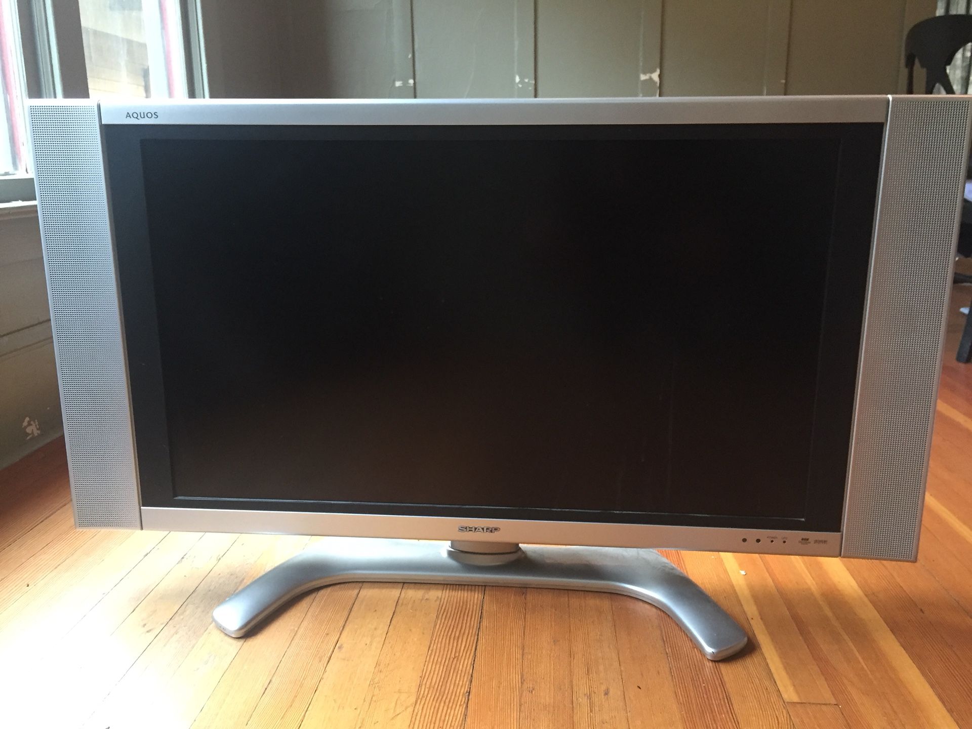 37” Sharp Aquos TV