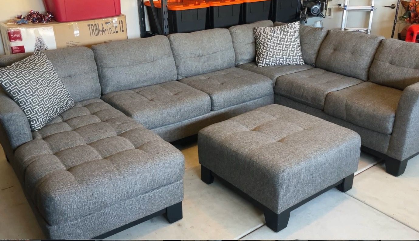 Large Gray Sectional Sofa *FREE DELIVERY*