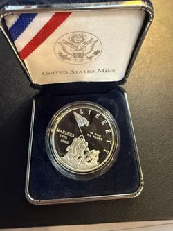 Commemorative United States marine corps 230th anniversary silver dollar