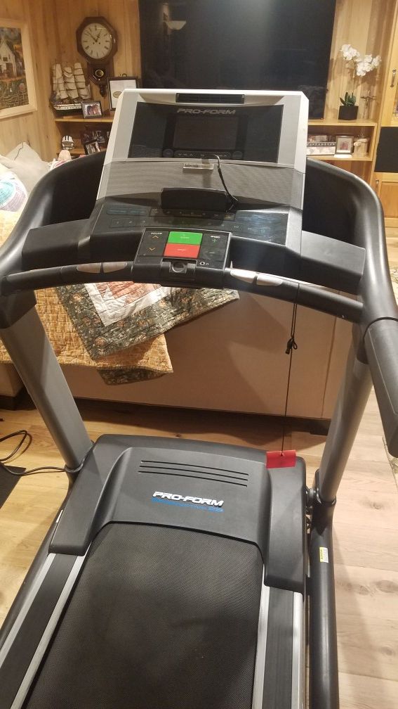 Treadmill Proform perspective Es pro 200