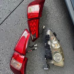Lexus Is 250 Headlights  Left And Tails Light 