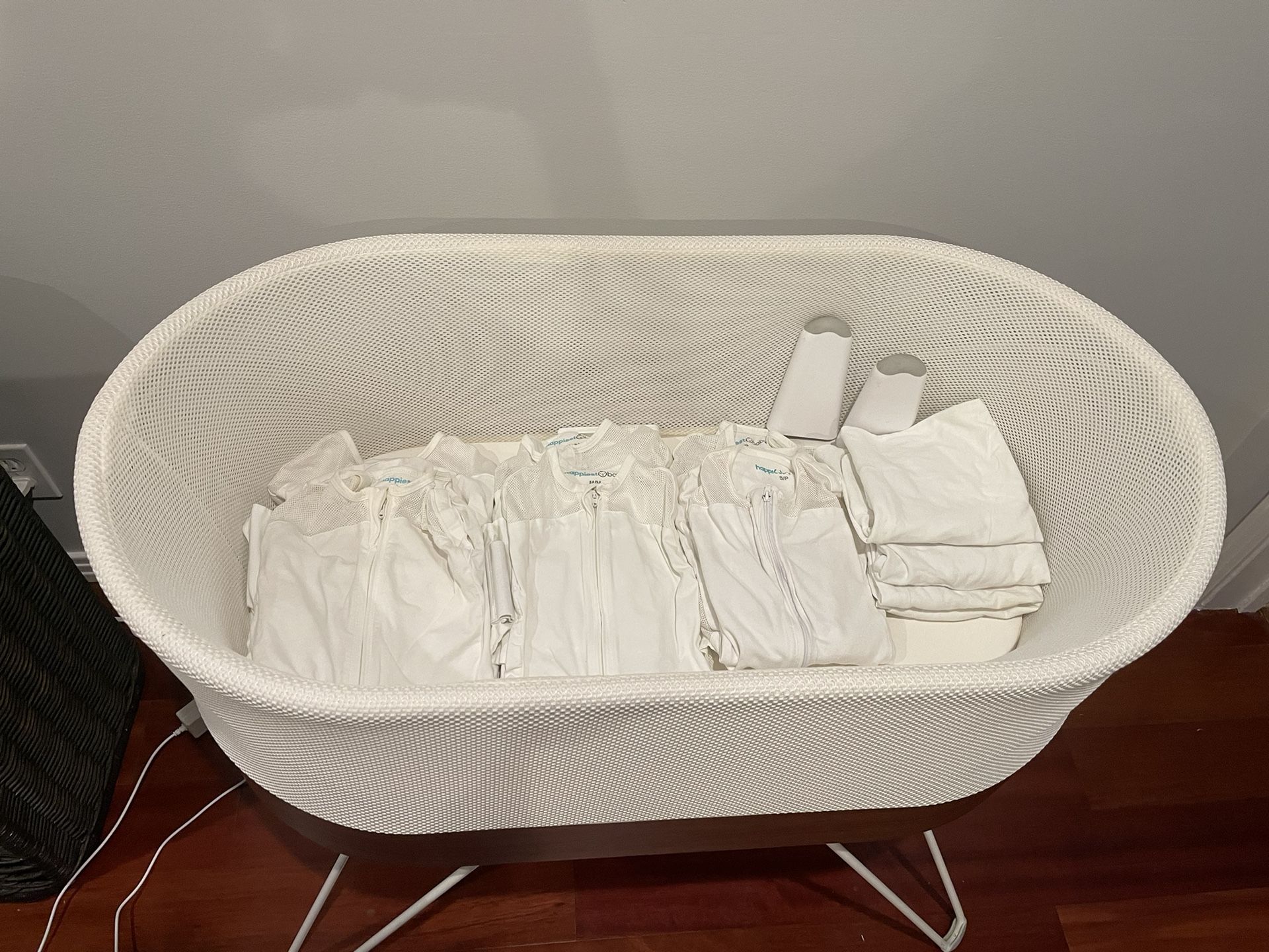 Beautiful Snoo Plus Extras and Original Box for Sale in Long Beach, CA