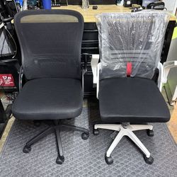 Office Chairs 