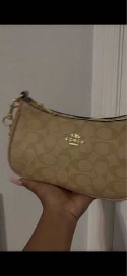 Beige coach shoulder purse
