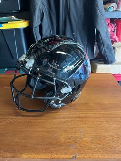 Schutt F7 Helmet youth large