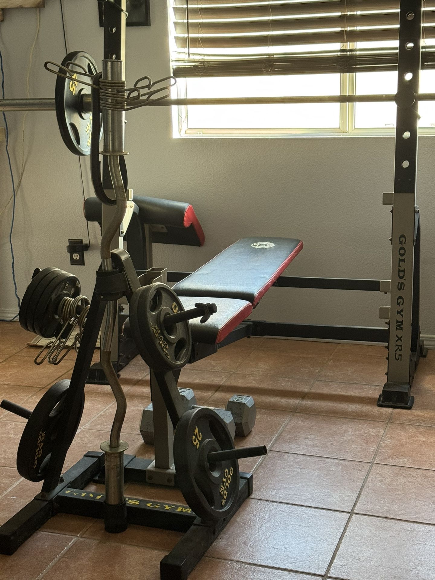 gold's gym weight bench Set 