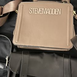 steve madden purse. 