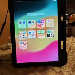 Like new M1 iPad Pro 11 inch 128 gb
