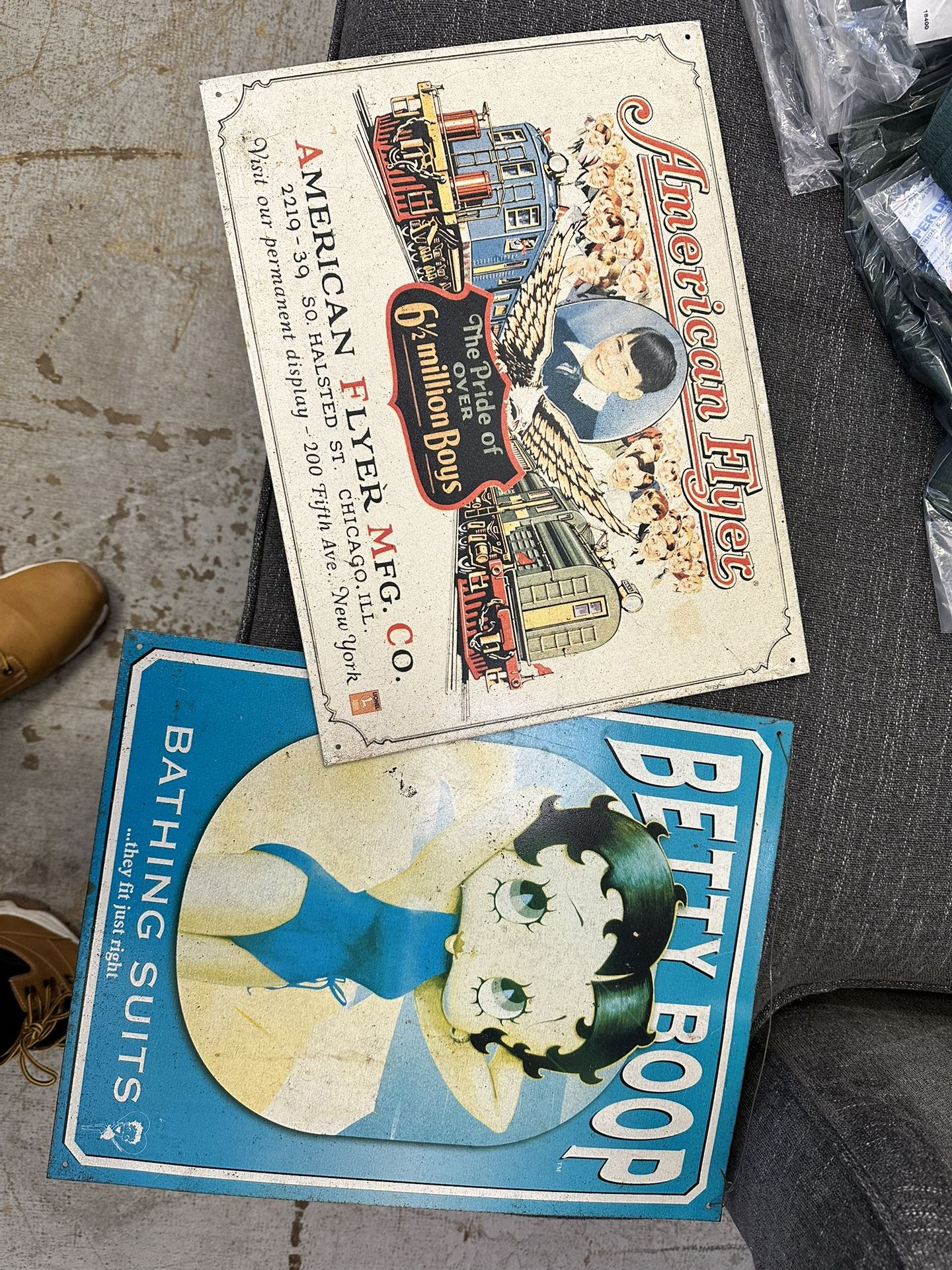Betty Boop/American Flyer Metal Signs
