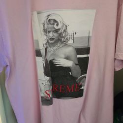 Supreme & Hype Beast 