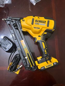 Finish nailer 15ga dewalt