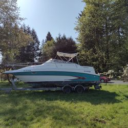 1997 Glastron 249gs