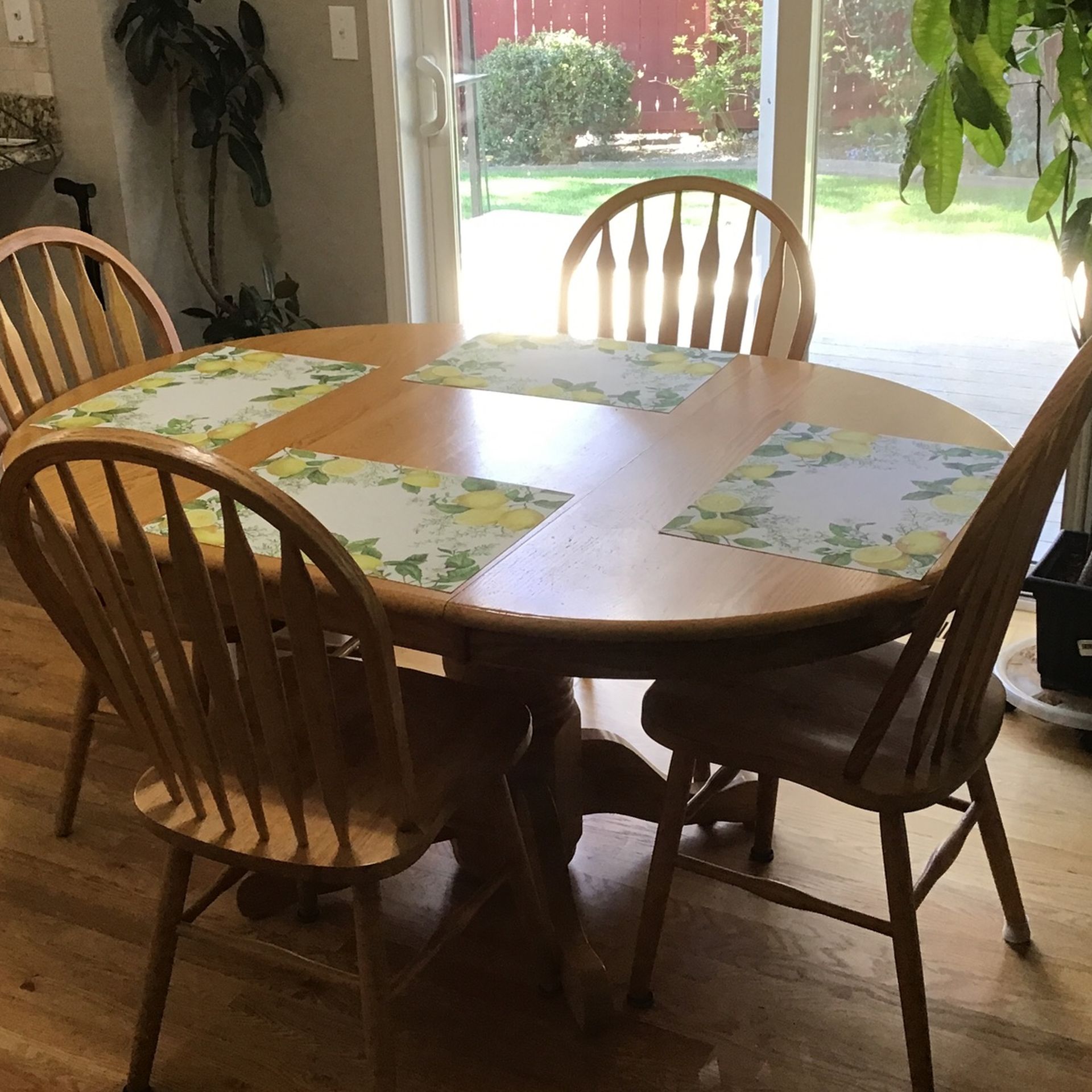 Kitchen Table And Chairs
