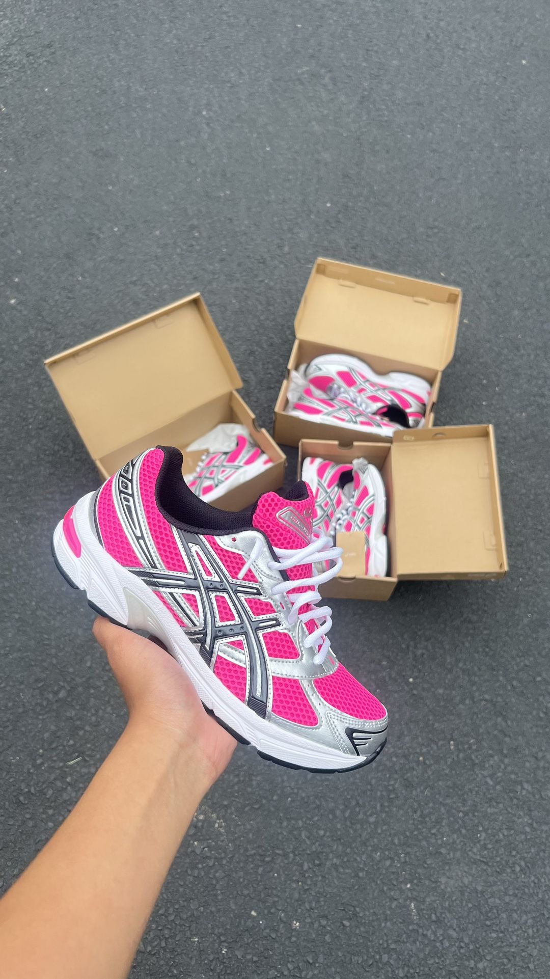 Pink ASICS Sneakers 🩷 9w, 8.5w, 6.5w