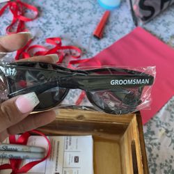 1 Groomsman Glasses