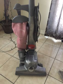 Kirby Sentria shampoo vacuum Model G10D $100