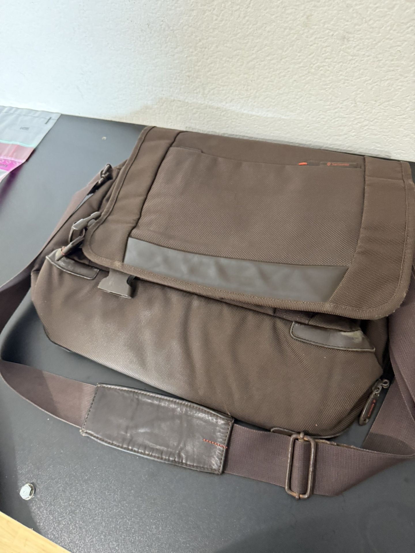 Samsonite Shoulder Bag Nad Zipper