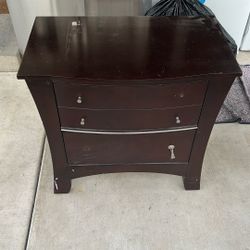 Dresser / Drawers