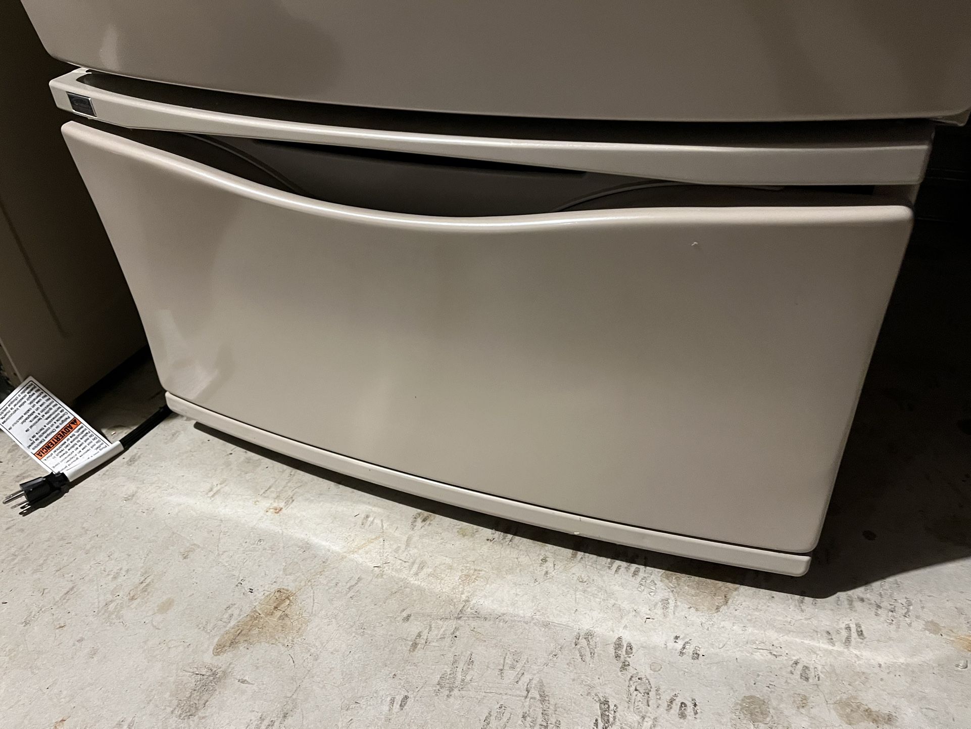 Kenmore Elite He4 Washer And Dryer Pedestal Storage Stands
