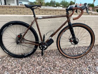 Soma Wolverine Gravel Touring bike - S&S Couplers