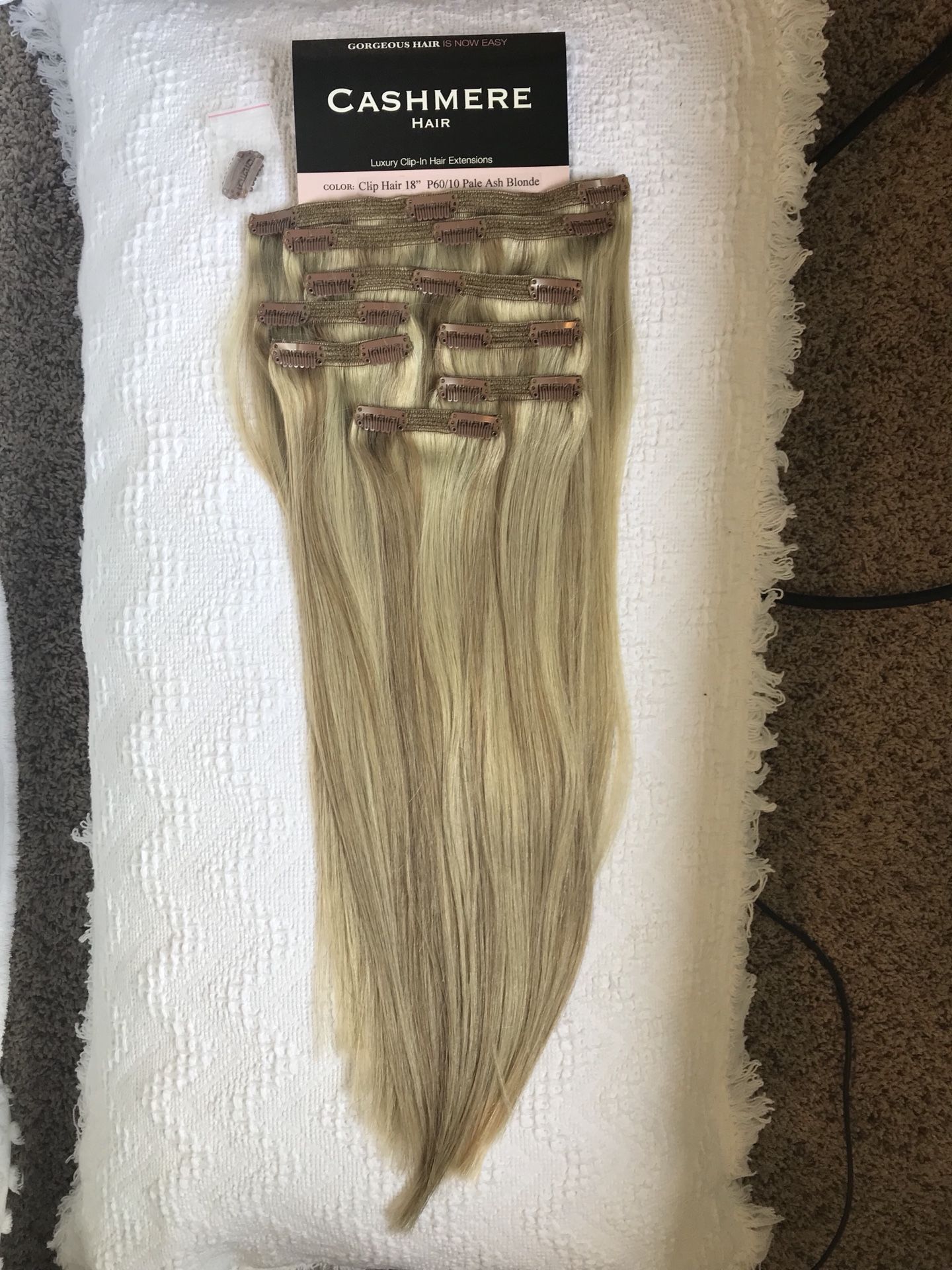 18” Cashmere hair extensions pale ash blonde