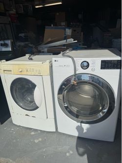 Washer and dryer stackable
