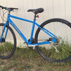 TREK 17.5” SILVER ALPHA ALUMINUM mnt Bike 