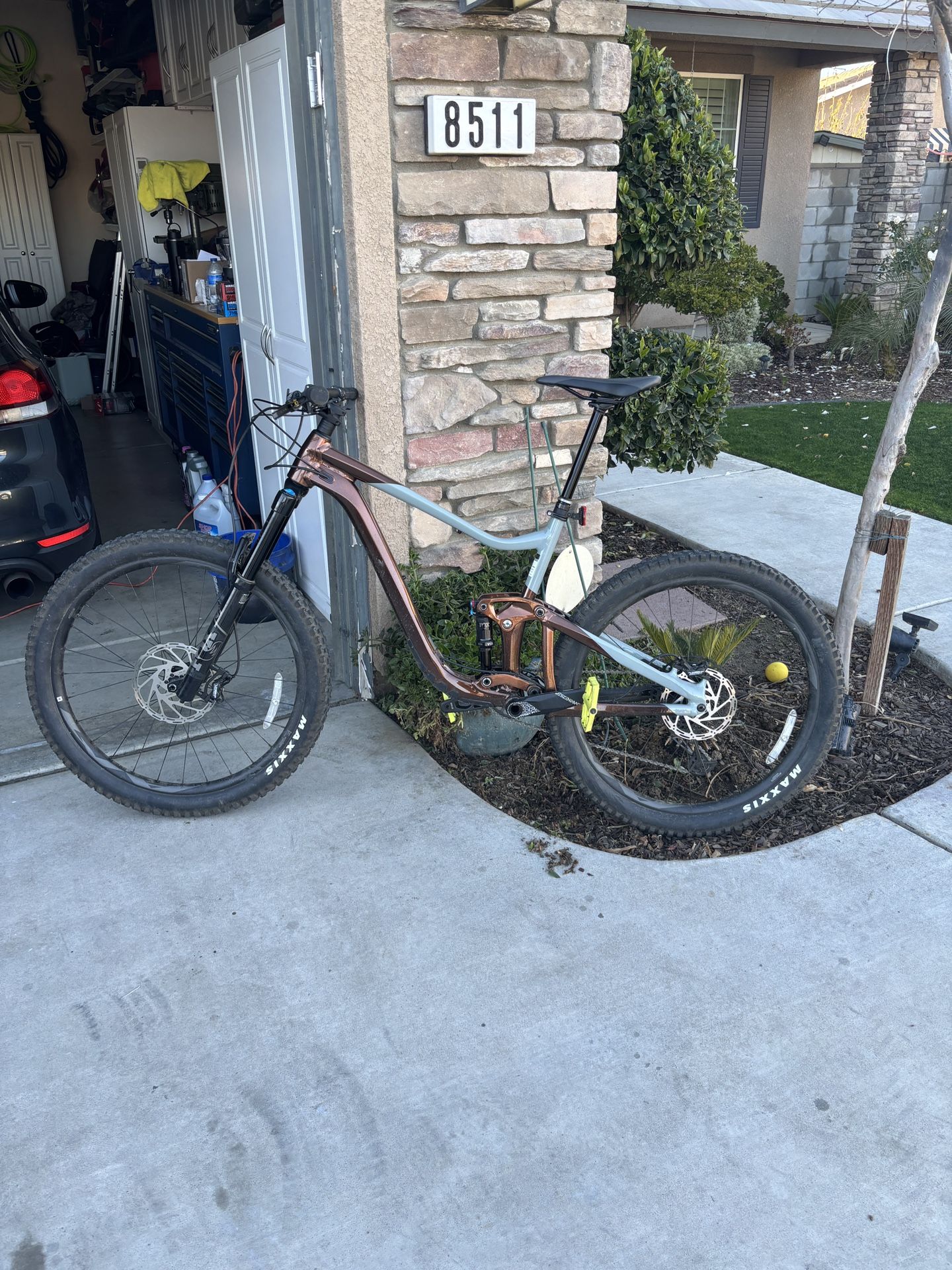 Giant Trance X2