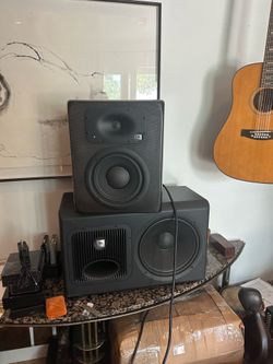 JBL LSR6312SP 12” Powered Pro Reference Sub – Great Condition