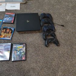 PS4 & Games And Controllers 