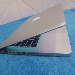 Apple MacBook Pro 13” I5 Processor 8GB RAM 500GB HDD $140
