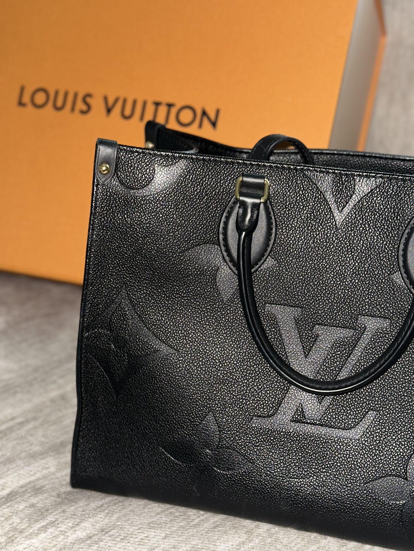 Louis Vuitton MM On-The-Go Bag