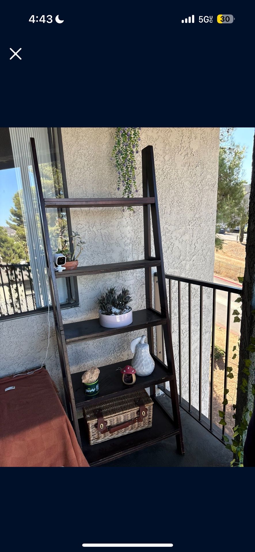 Plant stand