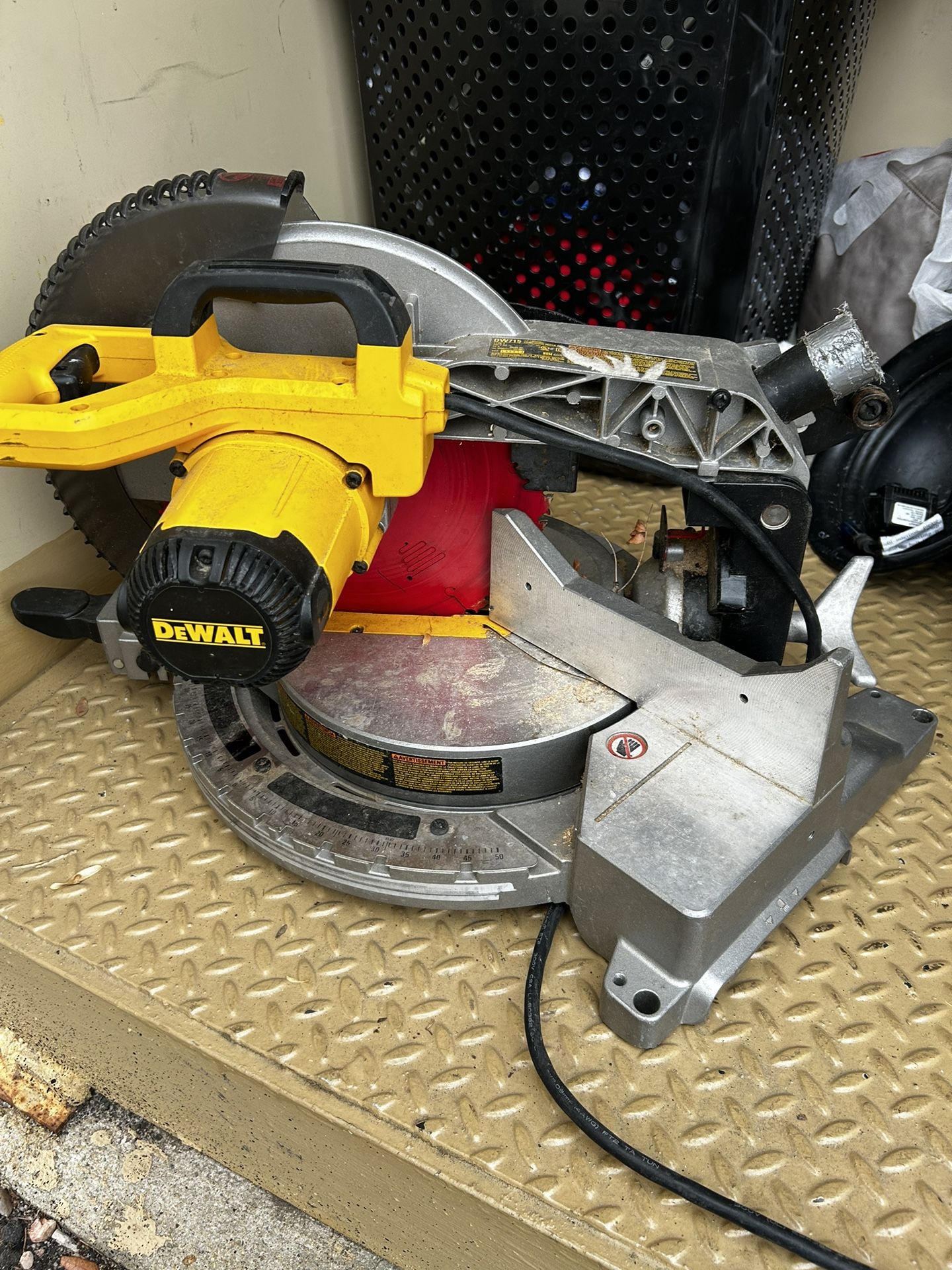 Dewalt Miter Saw