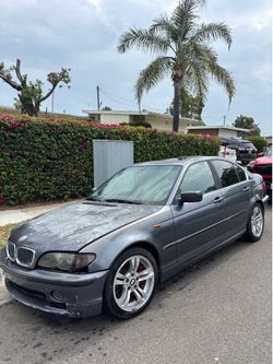 2003 BMW 330i