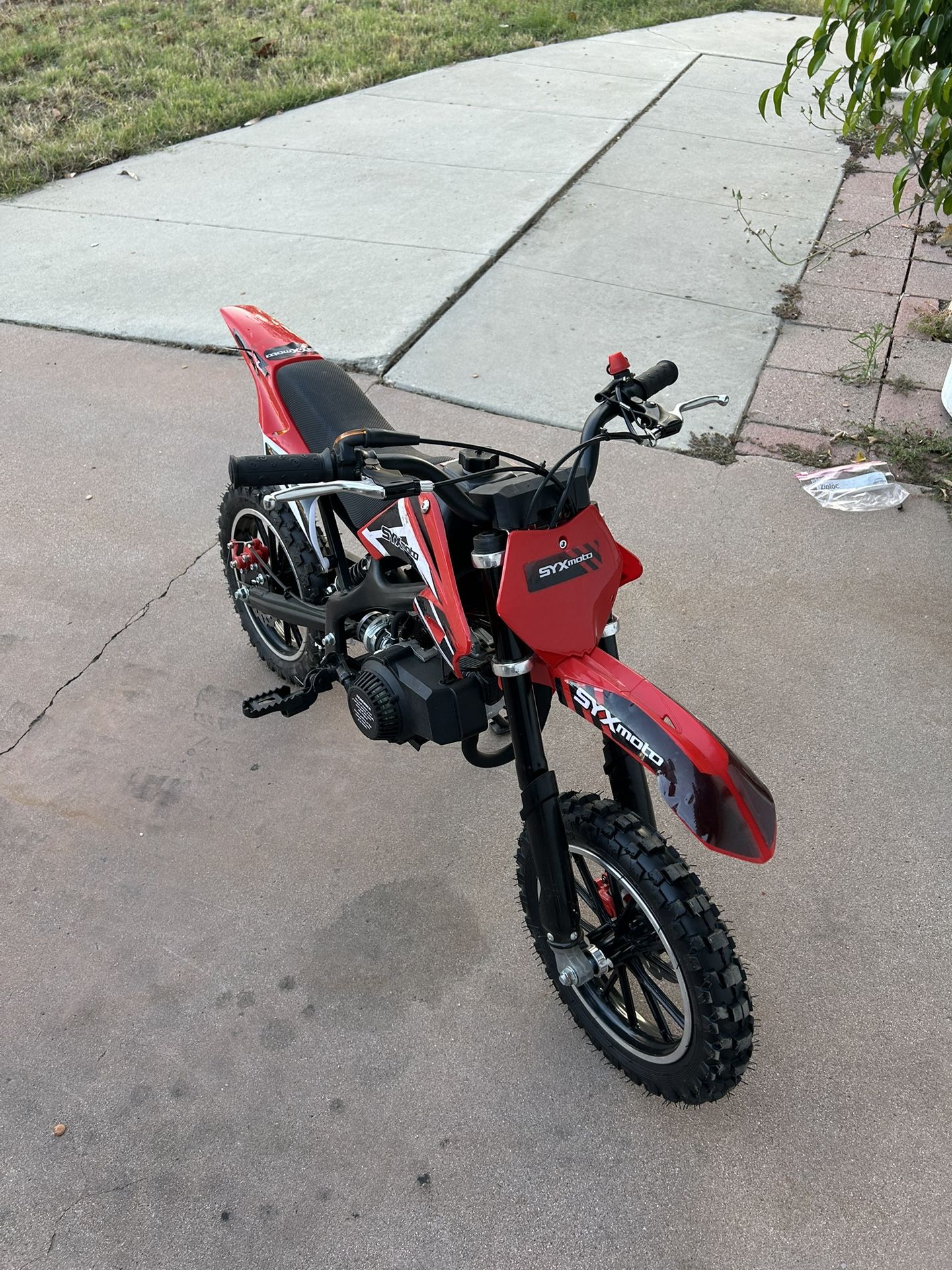 Syxmoto Dirt bike