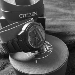 Citezen Eco Drive Powered By Any Light