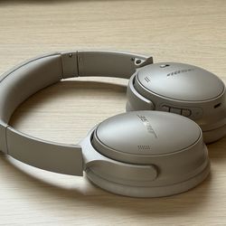 Bose Quiet Comfort Headphones