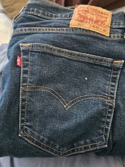 Levis