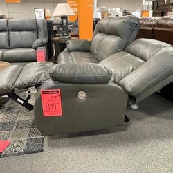 Reclining Sofa Or Love Seat Your Choice $799 Each 