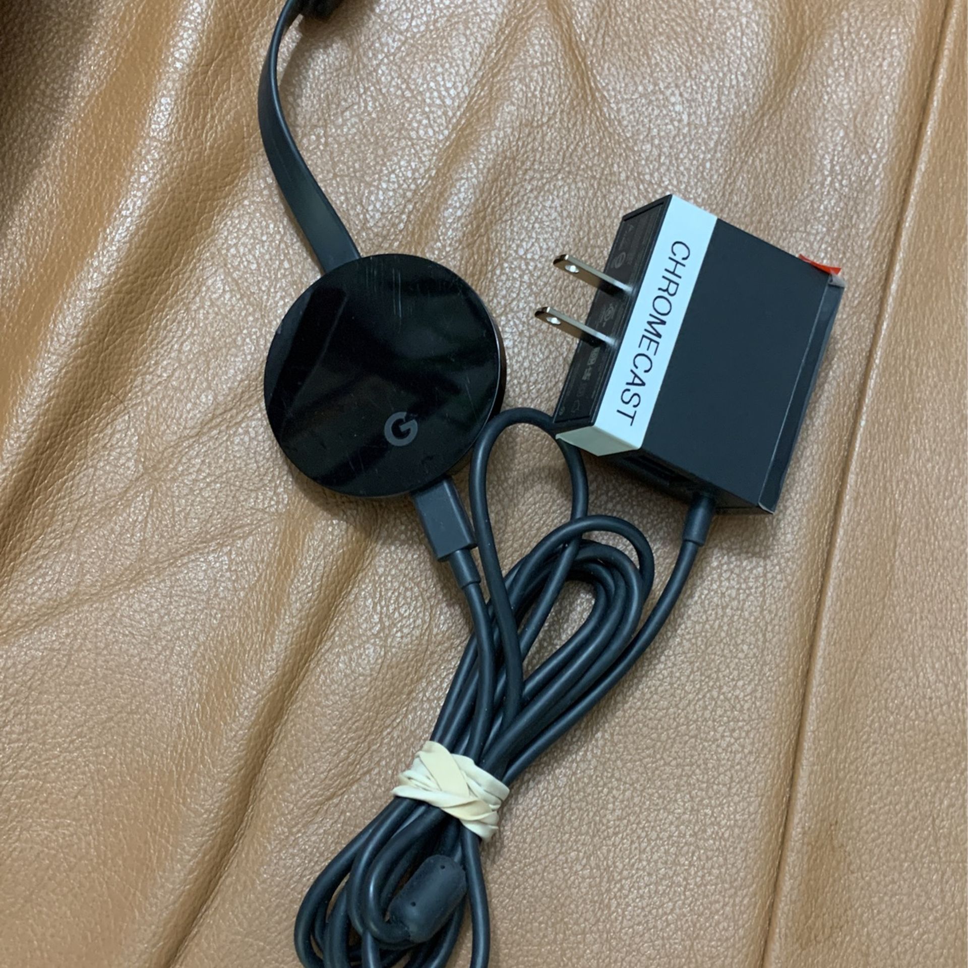 Google Chromecast Ultra 4K TV streamer NC2-6A5-D