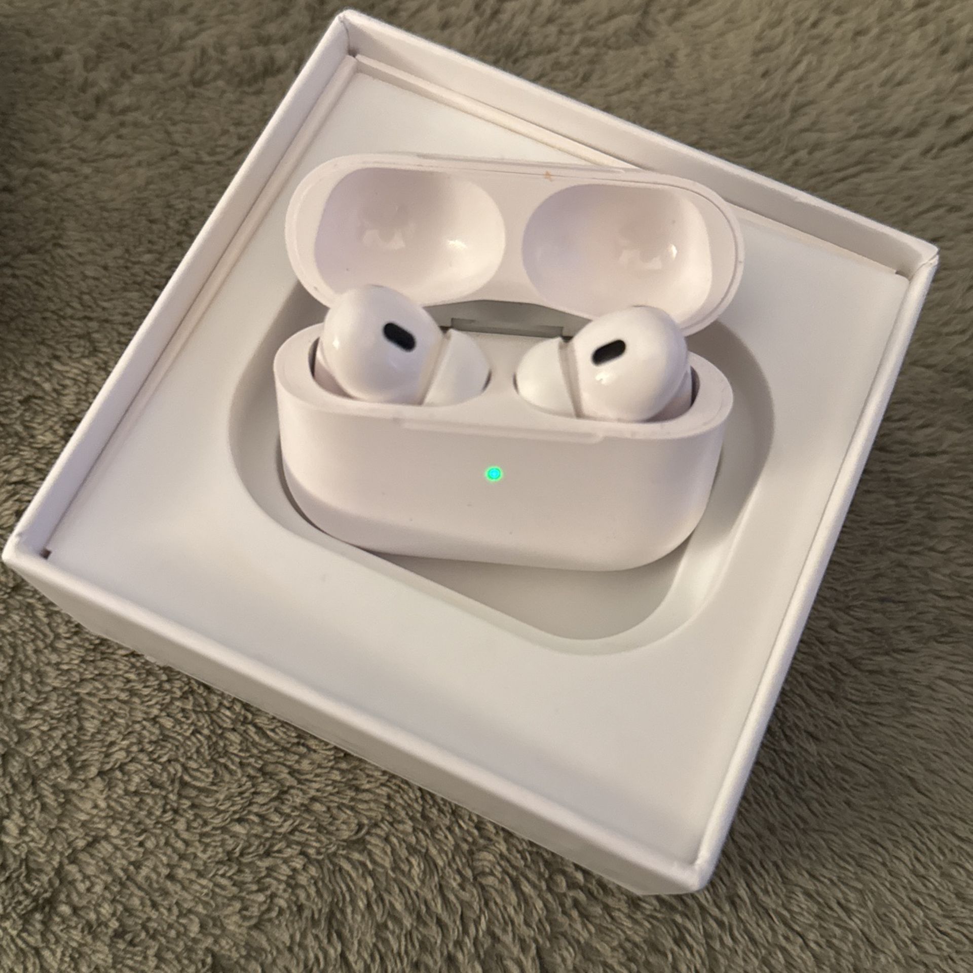 Apple AirPods 2 Gen