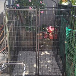 Metal Dog Kennel