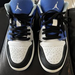 Air Jordan 1 Racer Blue