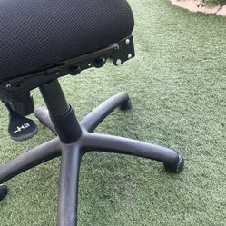 Office Chair Good Quality With 8 Adjustments