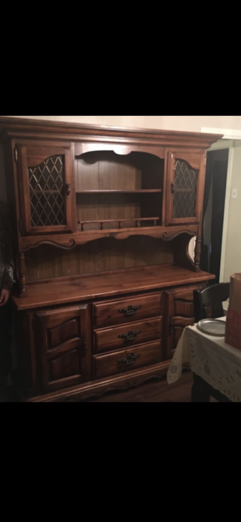 Cabinet/Antique Hutch