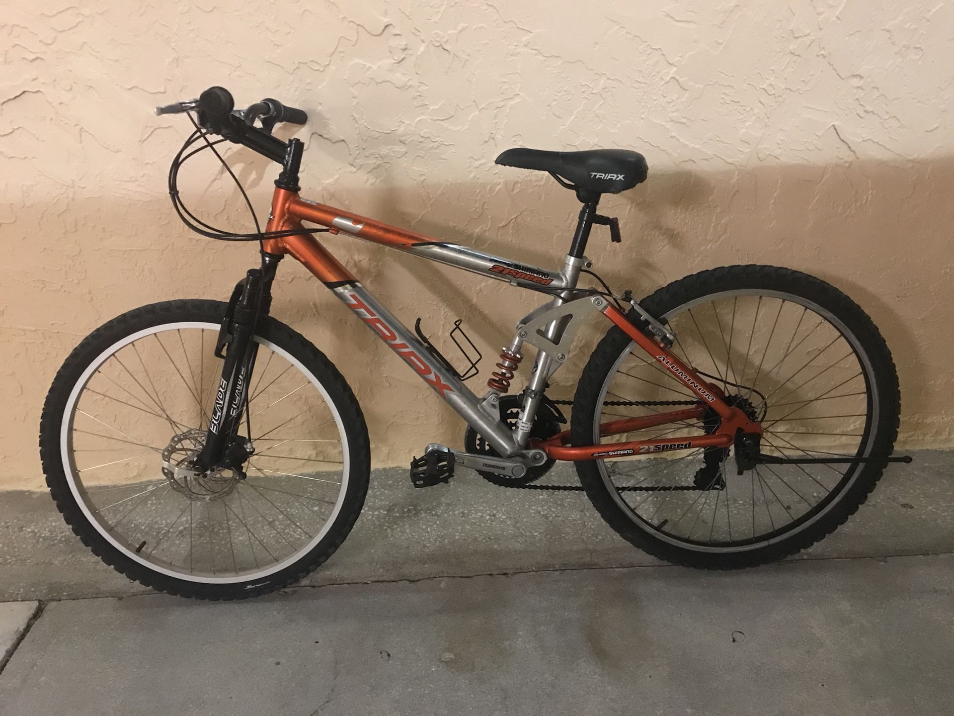BICYCLE TRIAX 21 SPEED for Sale in Miami FL OfferUp