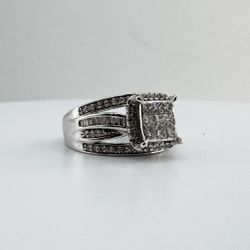 Ladies 1ctw Princess Diamond 10k White Gold Engagement Ring Size 7.25 11053120